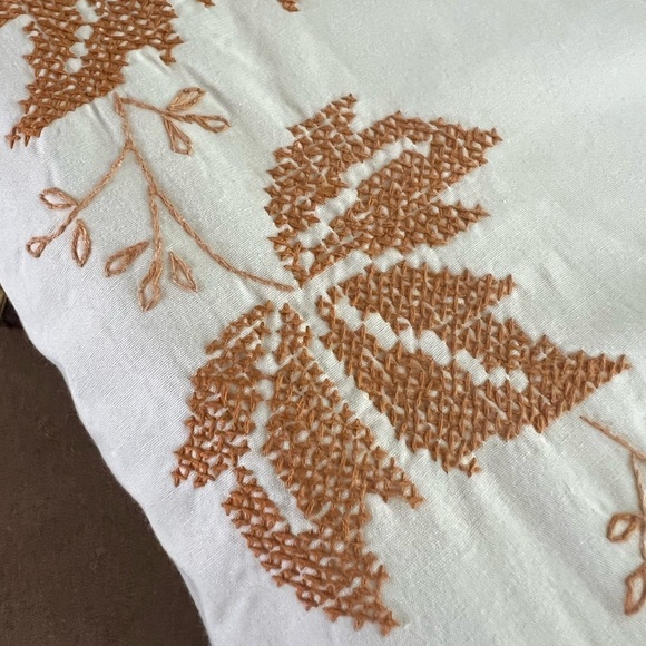 Hand Embroidered Round Tablecloth - Picture 2 of 4